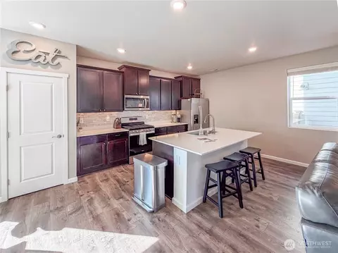 Kitchen - 614 Mount Peak St N, Enumclaw, WA 98022 photo 1 of 3