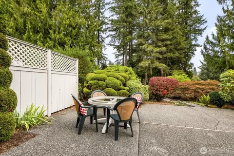 Exterior - 2015 Mill Pointe Dr SE, Mill Creek, WA 98012 photo 3 of 7