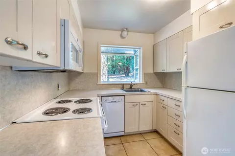 10 Grove St, Eastsound, WA 98245 photo 21