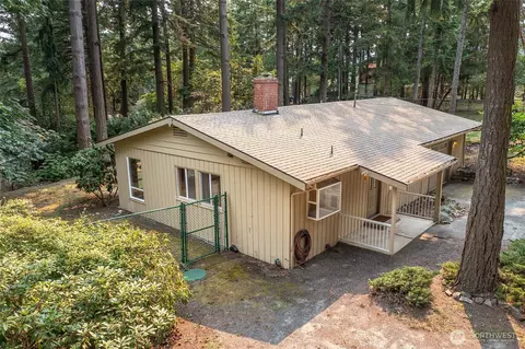 10 Grove St, Eastsound, WA 98245 photo 12