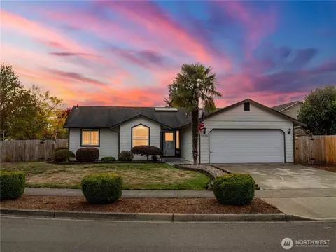 5928 SE Beltway Loop, Lacey, WA 98513