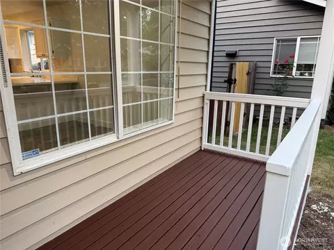 Exterior - 207 Willow Ave W, Sultan, WA 98294 photo 6 of 6