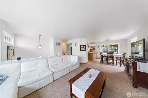 Living - 1122 SW 59th Pl, Everett, WA 98203 photo 2 of 3