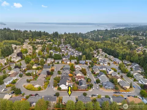 View/Area - 1122 SW 59th Pl, Everett, WA 98203 photo 2 of 2