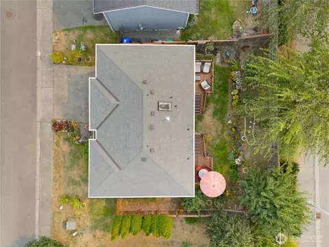 View/Area - 1122 SW 59th Pl, Everett, WA 98203 photo 1 of 2