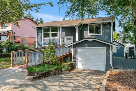 1215 E 62nd St, Tacoma, WA 98404