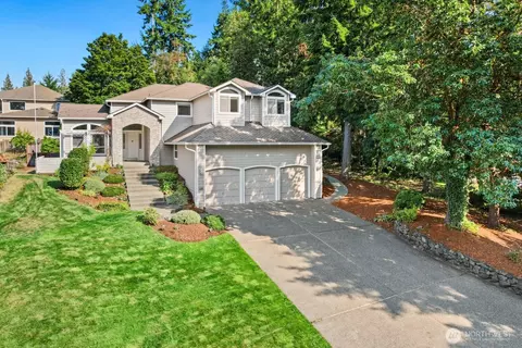 12698 Plateau Cir NW, Silverdale, WA 98383