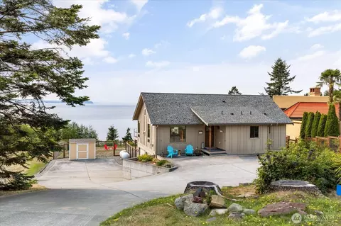 1870 Fircrest Dr, Coupeville, WA 98239
