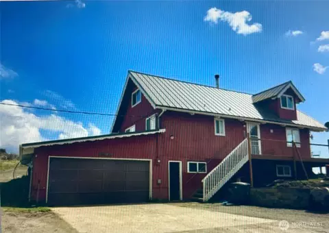 5946 Barr Rd, Ferndale, WA 98248