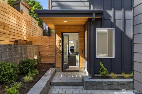 2616 E Roy St, Seattle, WA 98112