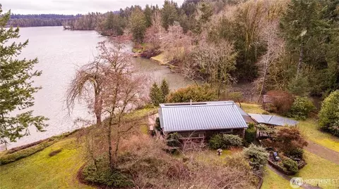 1630 Madrona Beach Rd NW, Olympia, WA 98502