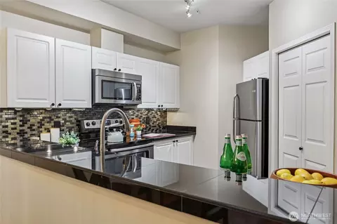 Kitchen - 12118 NE 171st Pl #E202, Bothell, WA 98011 photo 3 of 3