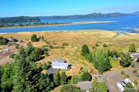 2900 Wheeler Ave, Tokeland, WA 98590