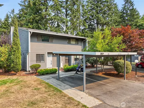 4724 97th Ave W #3A, Tacoma, WA 98466
