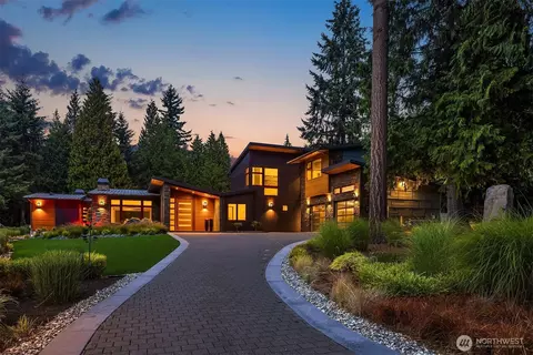 14832 NE 195th St, Woodinville, WA 98072