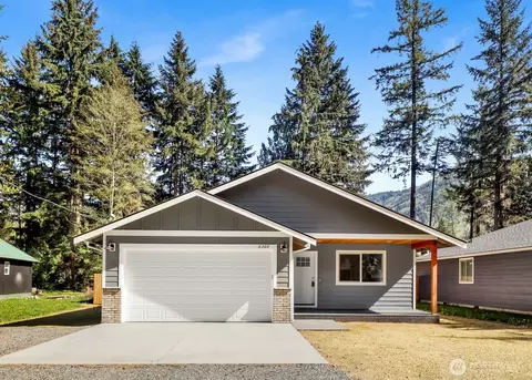 6360 Blackfoot Pl, Maple Falls, WA 98266