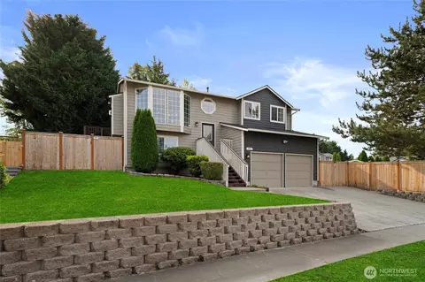 1421 85th Dr NE, Lake Stevens, WA 98258