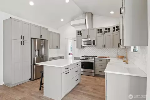 Kitchen - 195 Laura Ln, Sequim, WA 98382 photo 1 of 5