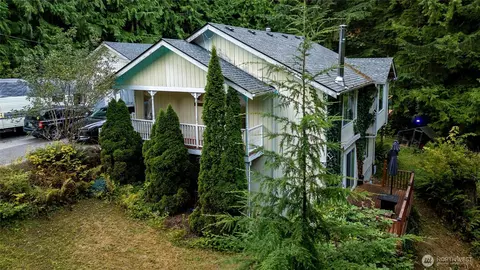 493 Peak Dr, Sedro Woolley, WA 98284