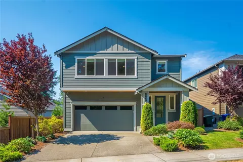 19821 75th Ave NE, Kenmore, WA 98028