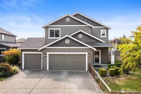 436 20th St NW, Puyallup, WA 98371