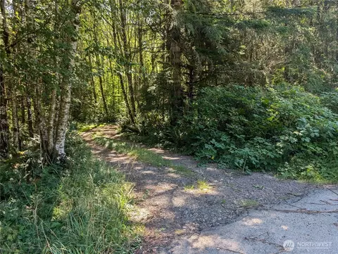 999 Hwy 101 Hwy, Beaver, WA 98363