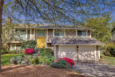 6713 128th Ave SE, Bellevue, WA 98006
