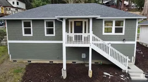 561 Rainbow Dr, Sedro Woolley, WA 98284