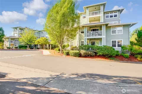 22425 SE Highland Ln #305, Issaquah, WA 98029
