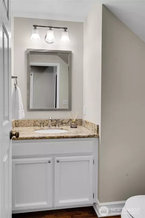 Bath - 5210 126th St SW, Mukilteo, WA 98275 photo 1 of 4