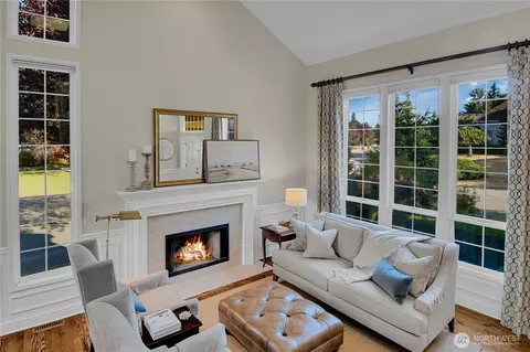 Living - 5210 126th St SW, Mukilteo, WA 98275 photo 1 of 5