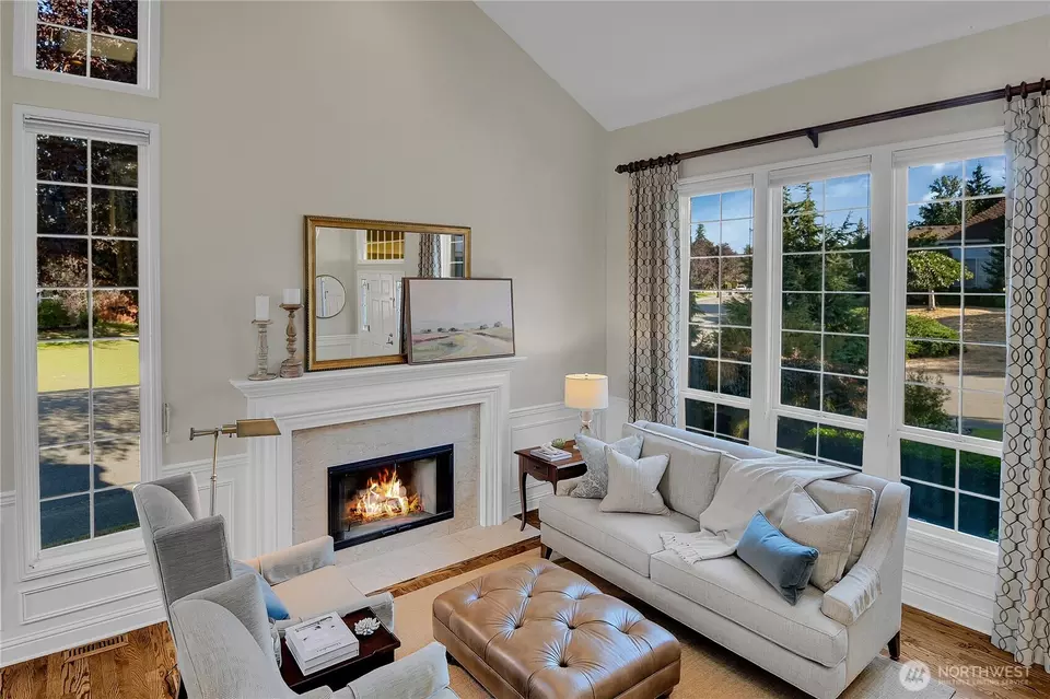 Living - 5210 126th St SW, Mukilteo, WA 98275 photo 1 of 5