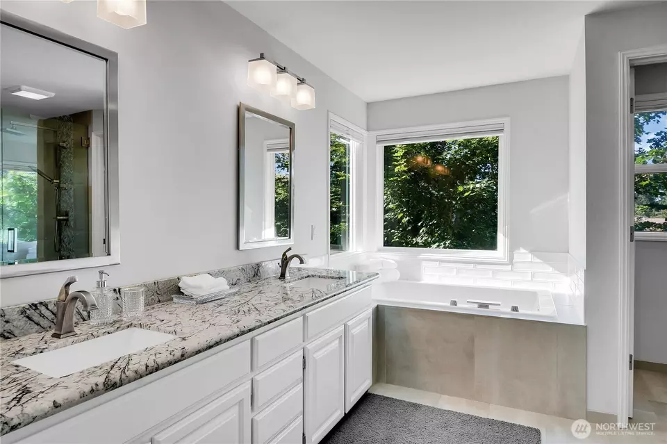 Bath - 5210 126th St SW, Mukilteo, WA 98275 photo 2 of 4