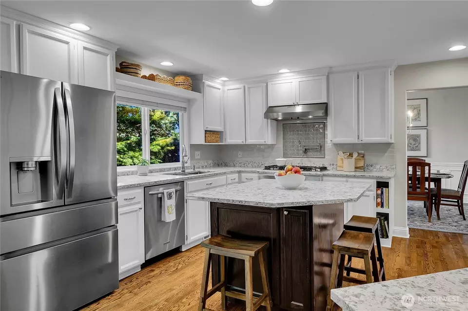 Kitchen - 5210 126th St SW, Mukilteo, WA 98275 photo 3 of 4