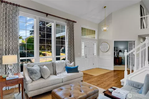 Entry Way - 5210 126th St SW, Mukilteo, WA 98275 photo 1 of 1