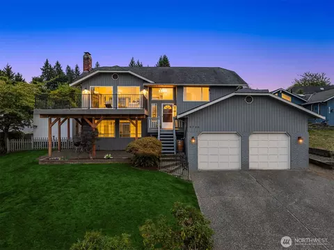 9720 8th St NE, Lake Stevens, WA 98258