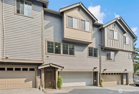 3732 Southcenter Blvd, Tukwila, WA 98188