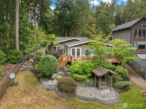 11116 Matthews Way, Anderson Island, WA 98303