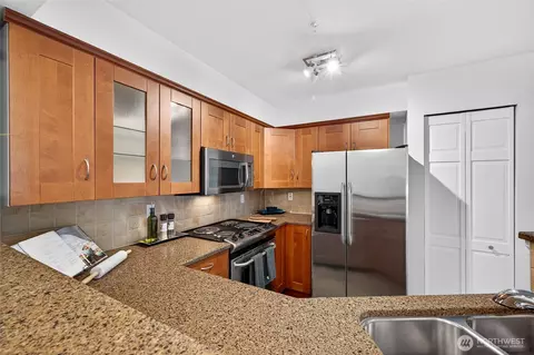 15300 112th Ave NE #A202, Bothell, WA 98011 photo 11