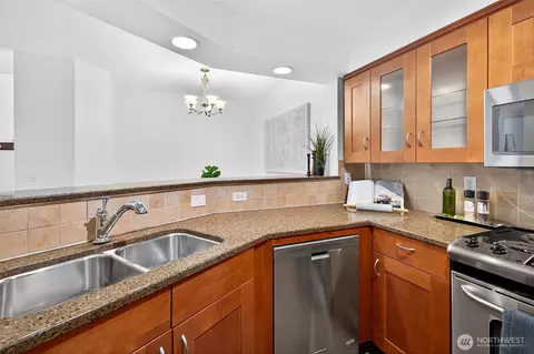 15300 112th Ave NE #A202, Bothell, WA 98011 photo 9