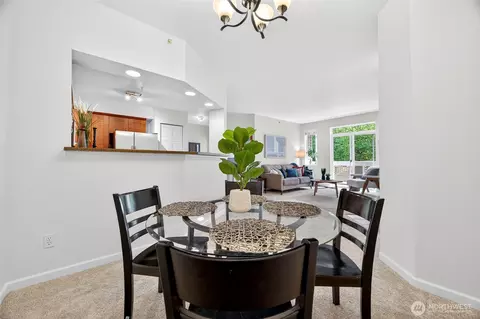 15300 112th Ave NE #A202, Bothell, WA 98011 photo 8