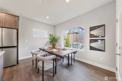 Dining - 15 177th St SW, Bothell, WA 98012 photo 2 of 2