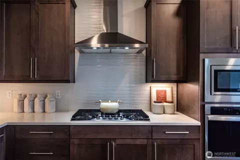 Kitchen - 15 177th St SW, Bothell, WA 98012 photo 1 of 6