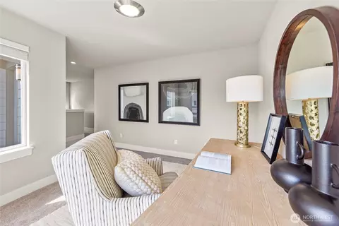 Entry Way - 15 177th St SW, Bothell, WA 98012 photo 2 of 2