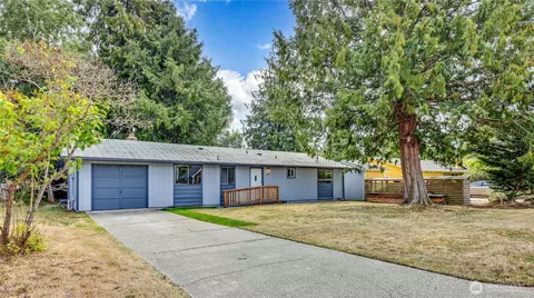 1042 Thomas St, Port Townsend, WA 98368