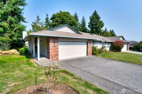 2012 Creekside Cir, Anacortes, WA 98221