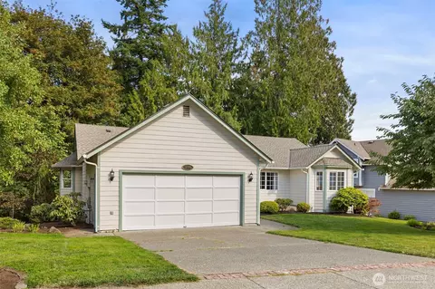 3744 NE Trout Brook Ln, Bremerton, WA 98311