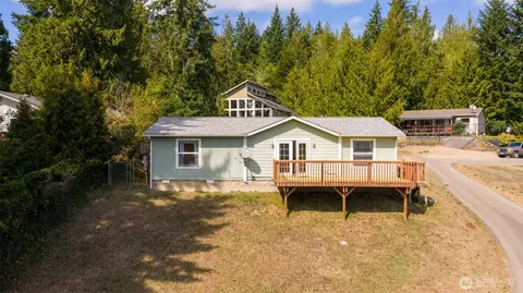 441 E Madrona Pkwy, Grapeview, WA 98546