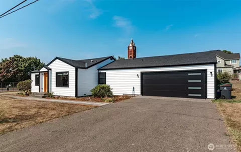 1738 Washington St, Port Townsend, WA 98368