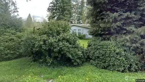1927 Gibson Rd, Everett, WA 98204